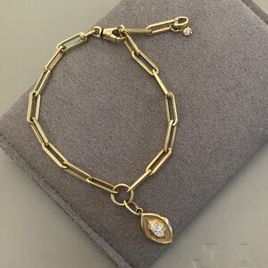 Jade Trau Maverick 18ky Gold Charm Bracelet Size 6.5
